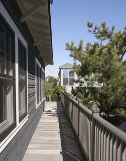 This Eclectic Beach Bungalow on Fire Island Was Saved After Sandy - Photo 17 of 20 -