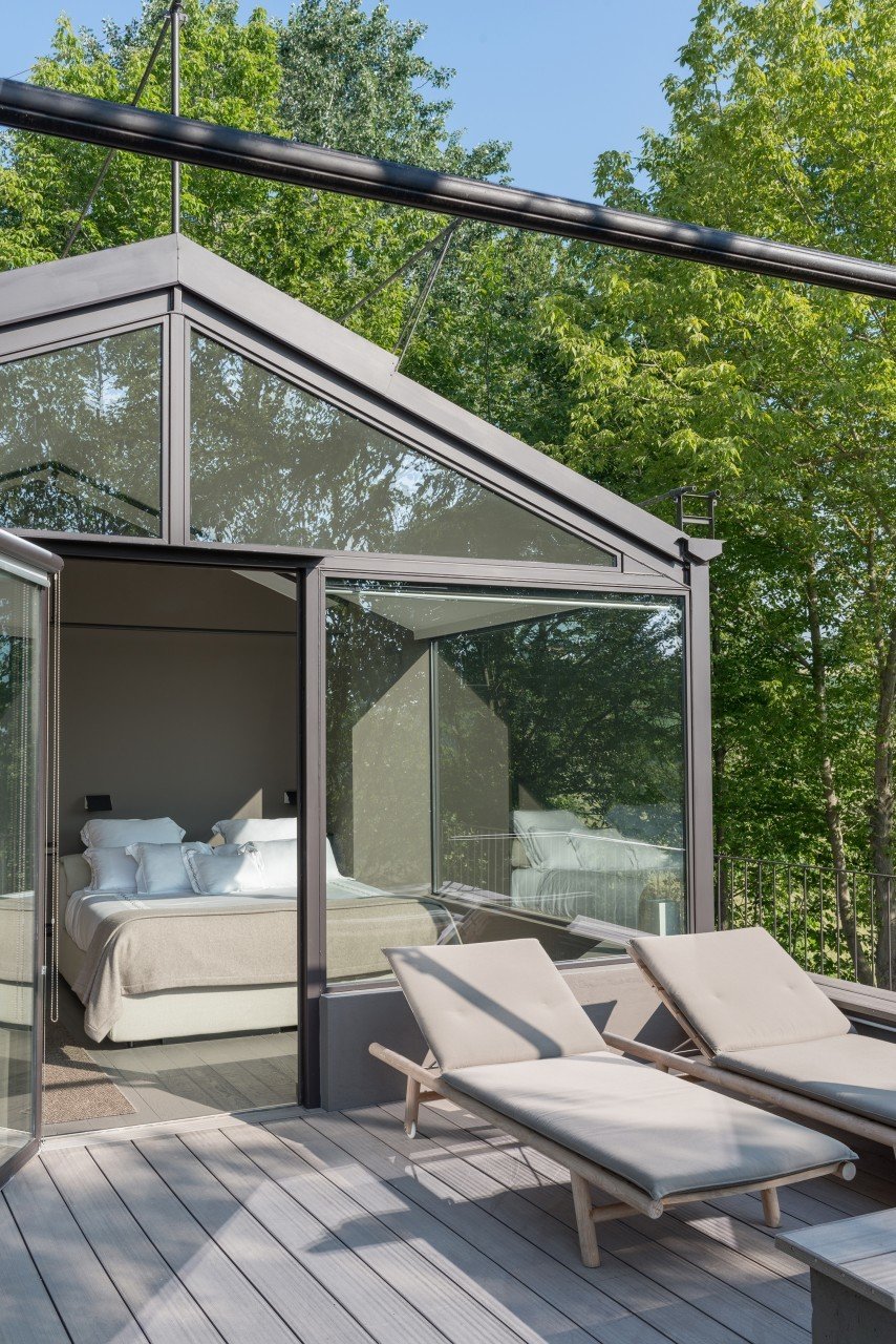 Photo 10 of 11 in The Glass House Dream & Charme by Dwell Dwell