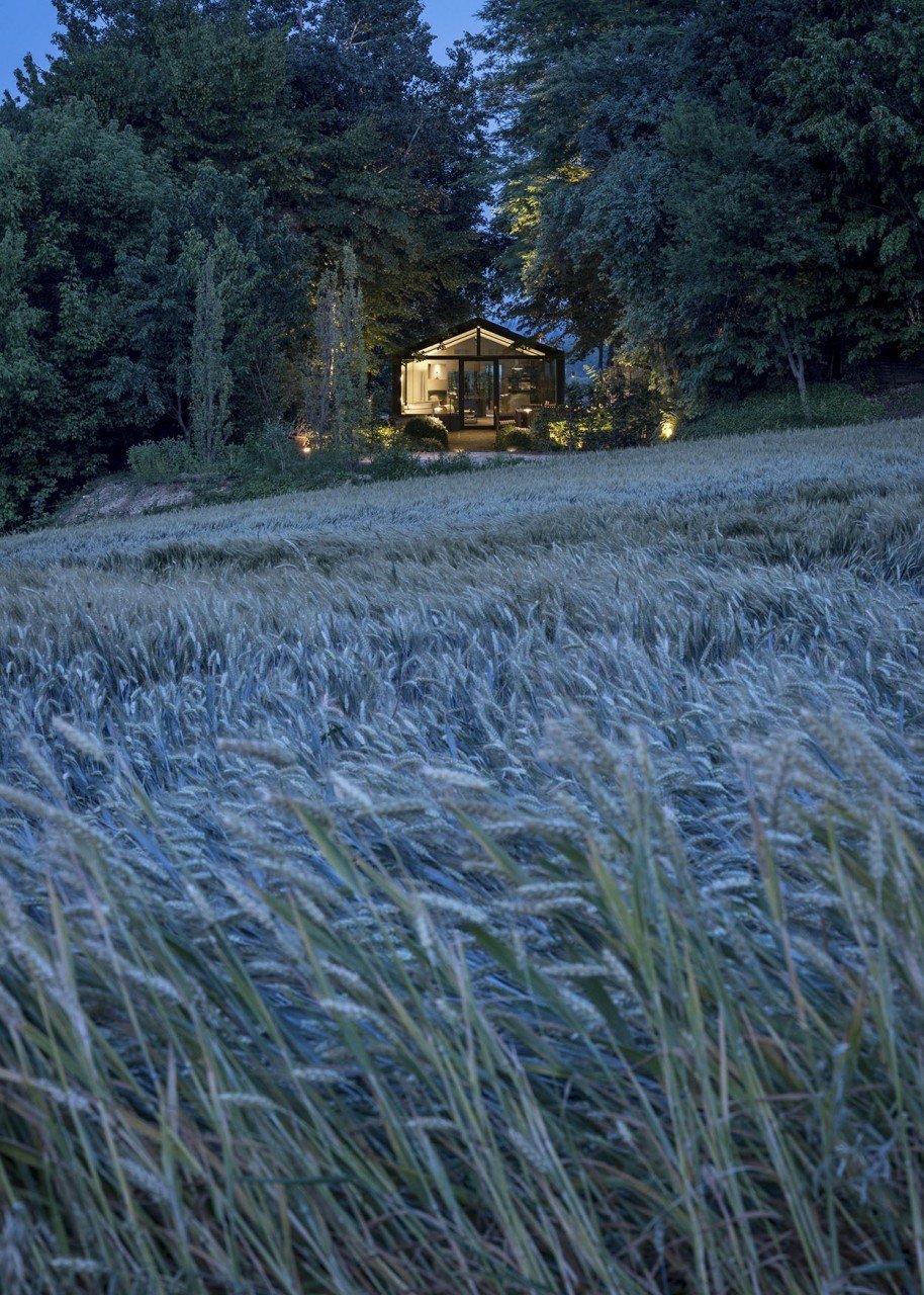 Photo 11 of 11 in The Glass House Dream & Charme by Dwell Dwell