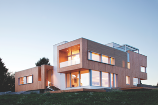 In order to complement the Karuna House’s clean, modern lines, the homeowners opted for a building material that would add depth and texture to the home’s other building materials, largely glass and concrete. Western Red Cedar’s texture reflects the projects natural surroundings.