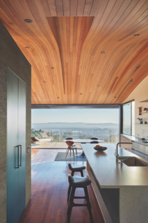 Western Red Cedar’s flexibility lent itself to the ceiling’s wavy form. 
