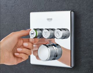 The GROHE SmartControl streamlines all shower buttons into one trim, giving users control of up to three shower outlets and presets for ideal water temperature and pressure. 