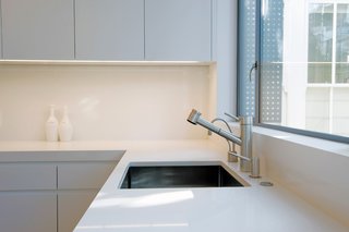 Most often, Davis prefers Caesarstone’s honed finish. "It’s not completely matte but it takes the glare off." 