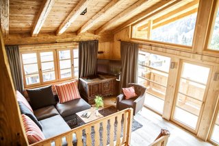 12 Lodge Hotels That Prove Cabin Fever Can Be a Good Thing - Photo 4 of 12 -