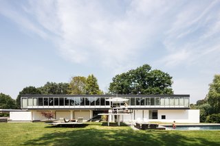 The preservation office allowed the family to add a swimming pool based on a water feature that was shown in some of Engels’s original drawings. 