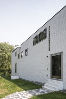 A Major Restoration Updated This Midcentury Landmark in Belgium - Photo 37 of 38 -
