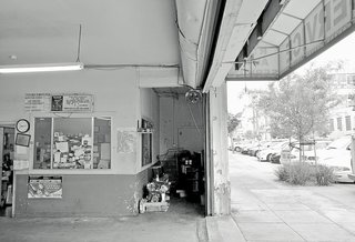 Before & After: A Car Shop in San Francisco Is Reborn as an Artist’s Loft, Gallery, and Studio - Photo 7 of 13 -