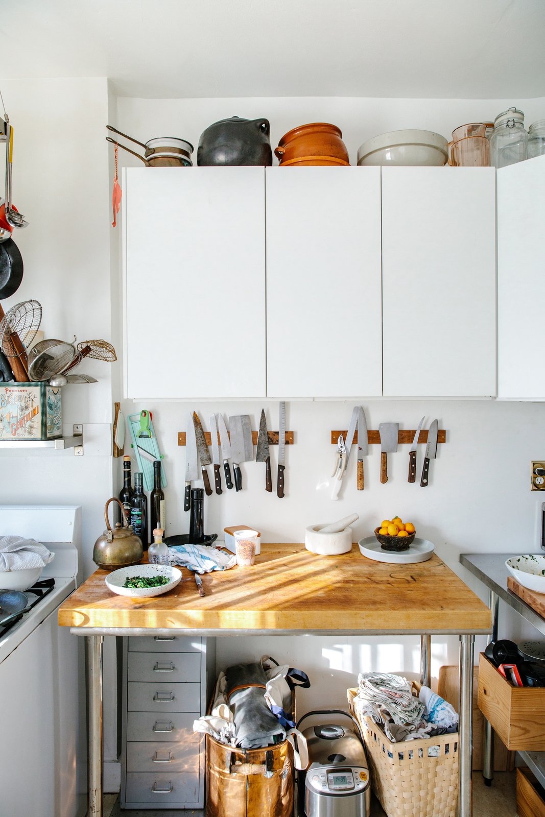 Photo 7 of 11 in Kitchens We Love Bestselling Cookbook Author and