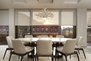 These Modern Shades Are Revolutionizing the Market - Photo 2 of 8 -