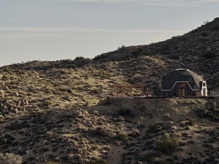 A Tech Entrepreneur Rehabs an Off-Grid Dome Home in Joshua Tree