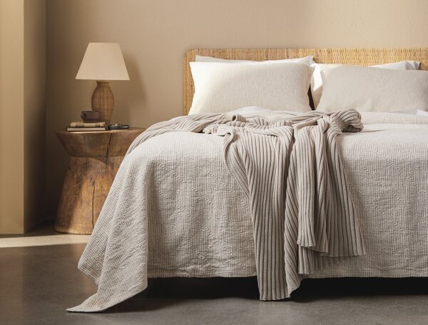 Best 60+ Modern Bedroom Bed Design Photos And Ideas - Dwell