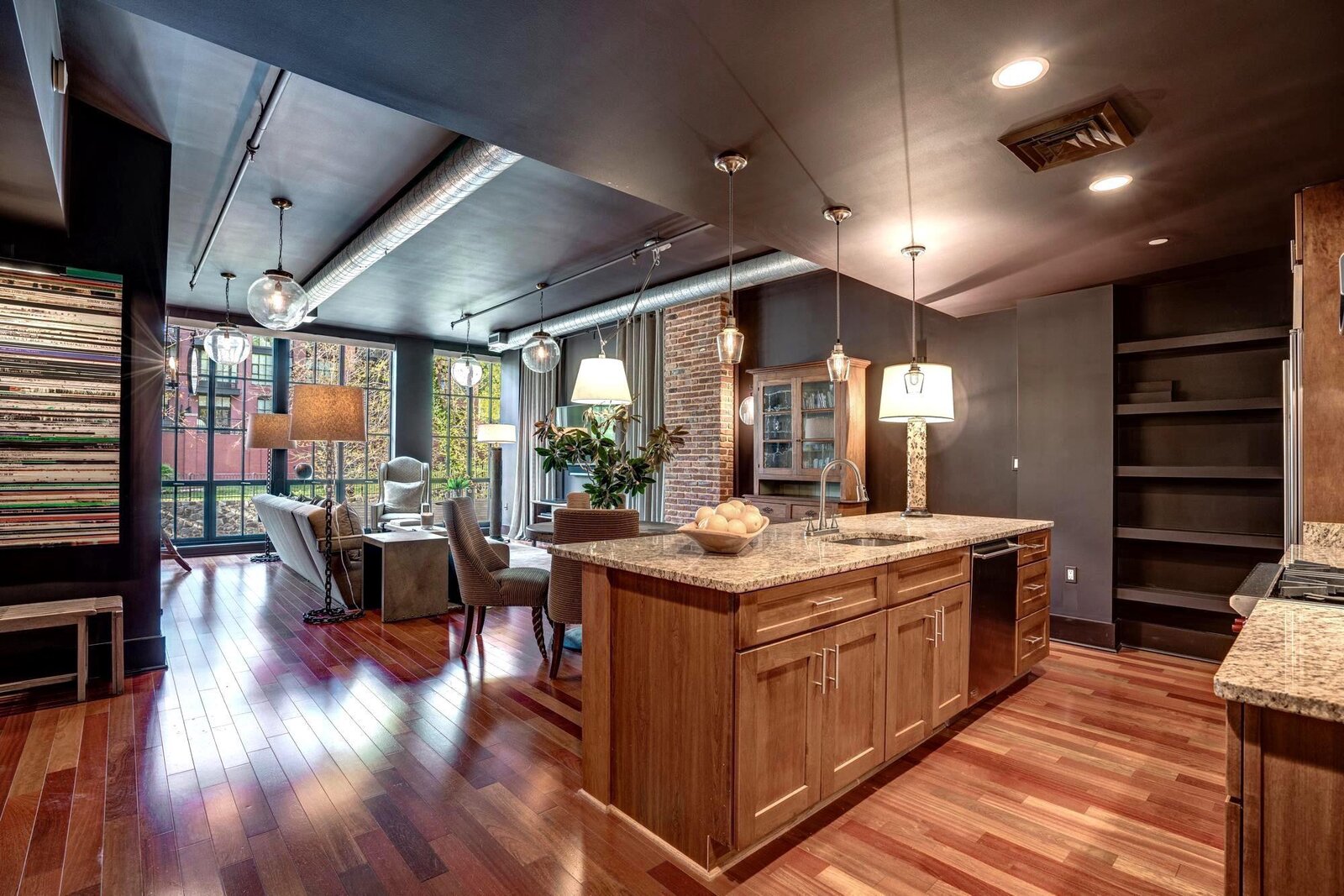 Photo 3 of 10 in A Luxurious Loft Seeks a New Buyer for 1.3M in