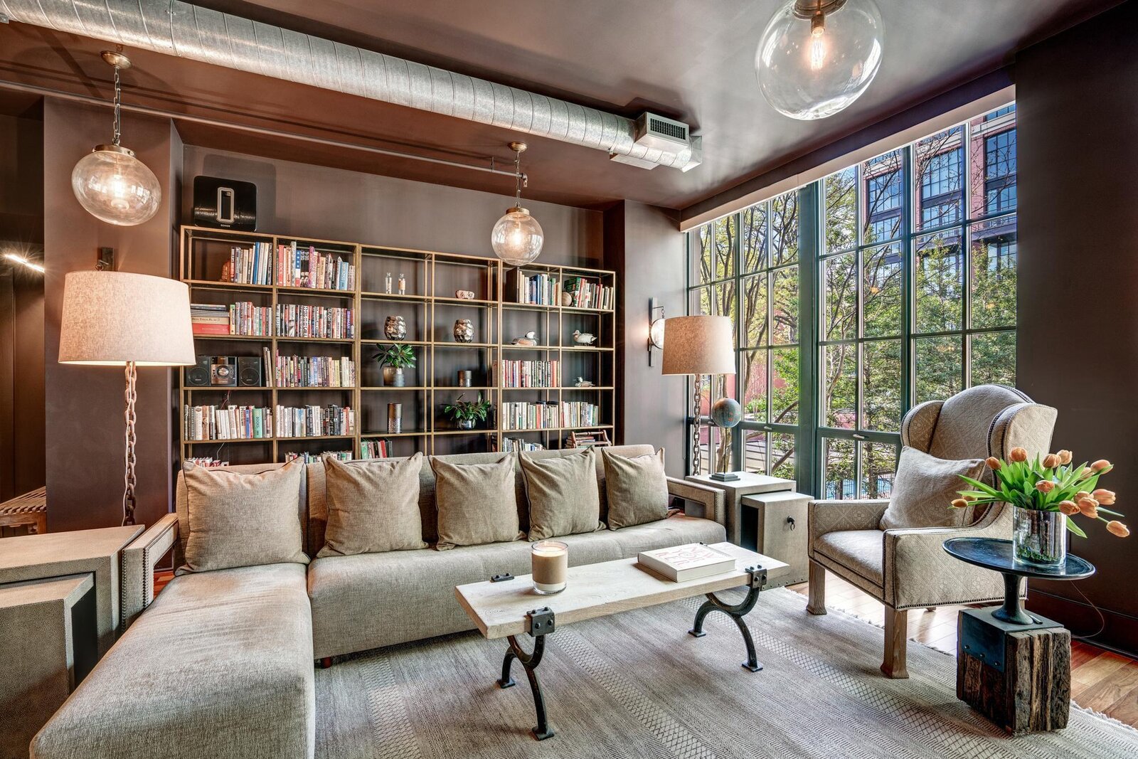 Photo 8 of 10 in A Luxurious Loft Seeks a New Buyer for 1.3M in