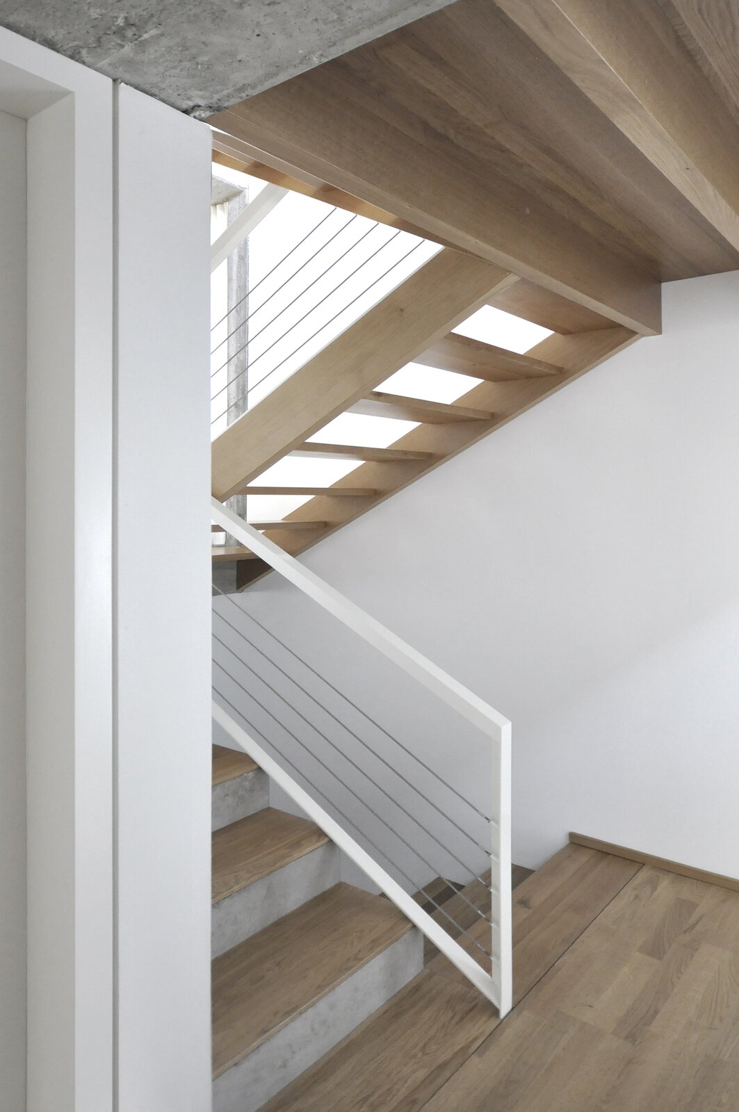 Photo 8 of 11 in An Architect’s Gable-Roofed House Near Munich Fits ...