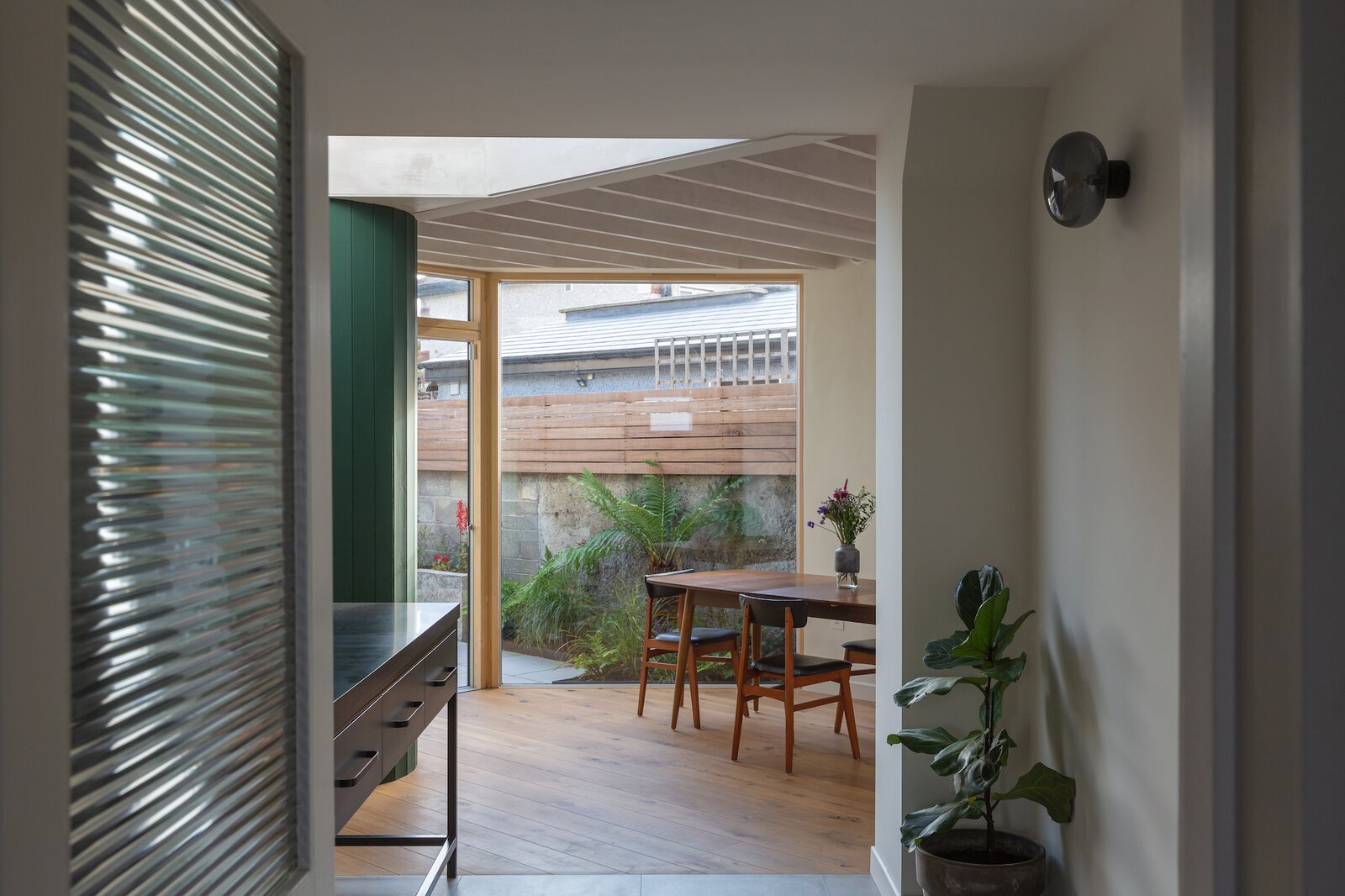 Photo 8 of 17 in An Awkward Dublin Home Turns a Corner With a Smart ...