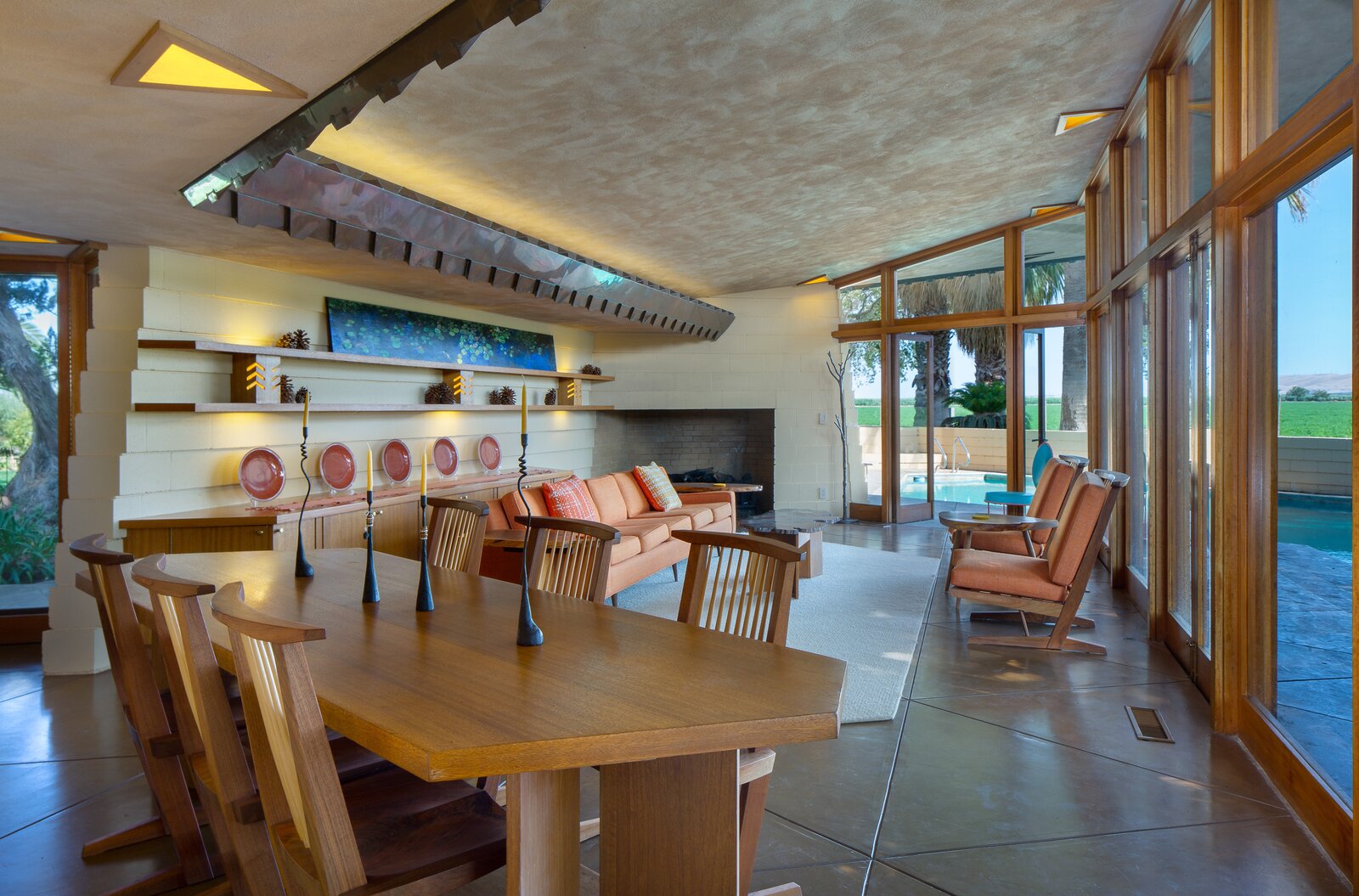 Photo 3 of 8 in Frank Lloyd Wright’s Fawcett Farm Is Back on the Market