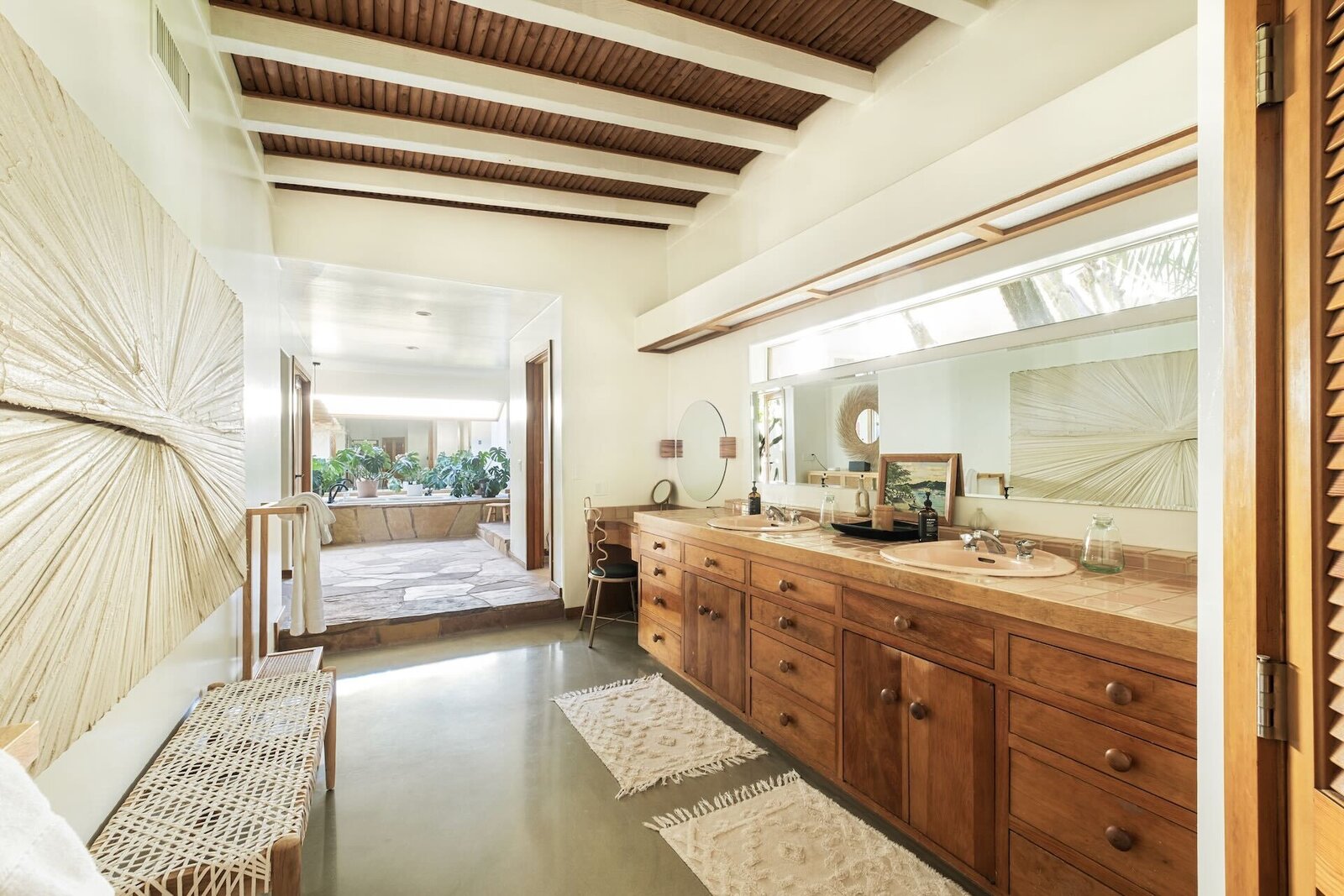 Photo 7 of 11 in In the Coachella Valley, a Former Equestrian Ranch