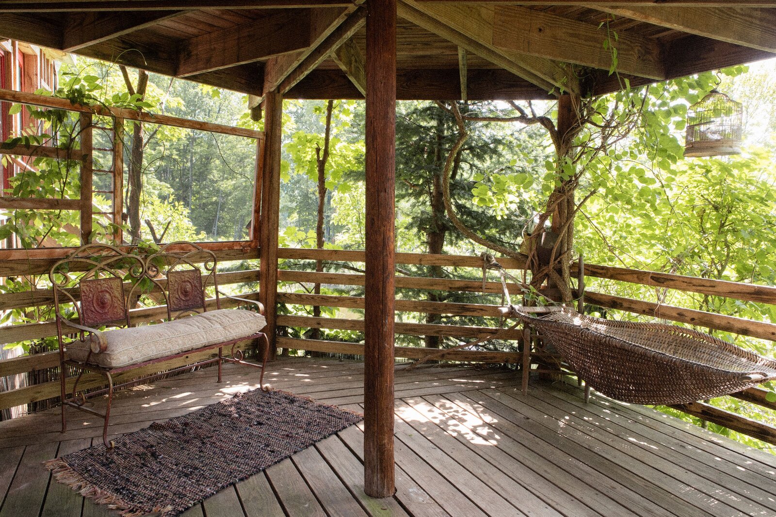 photo-9-of-10-in-could-this-950k-getaway-be-the-coziest-cabin-in