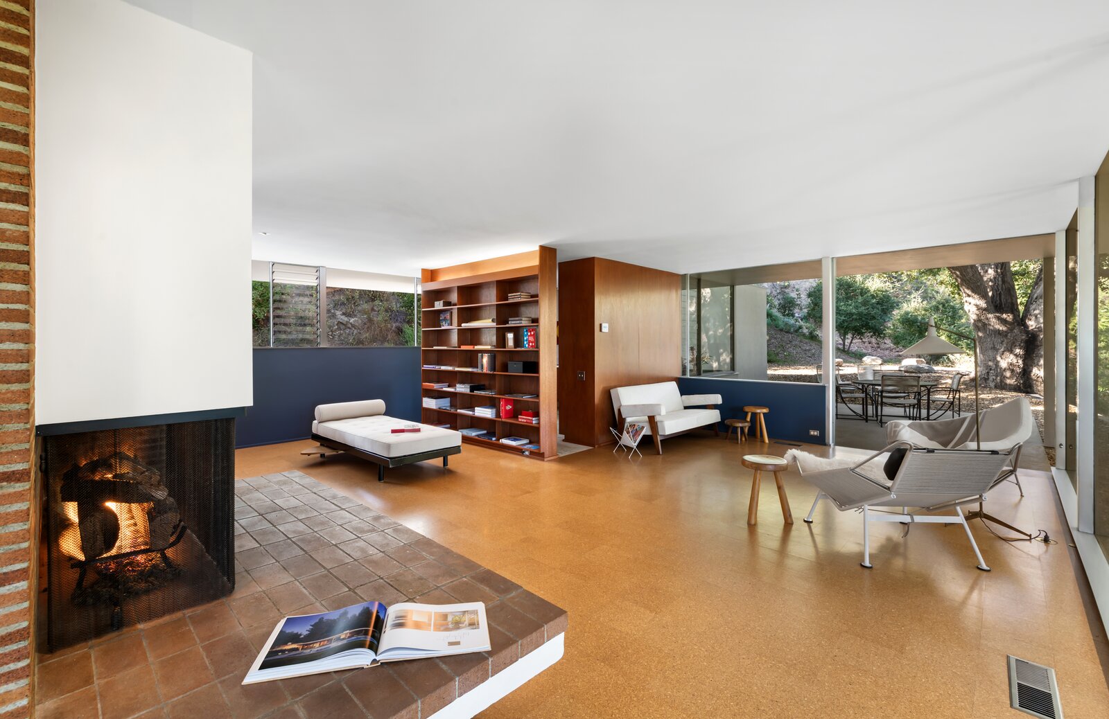 Photo 3 of 9 in Richard Neutra’s Taylor House Is Now Available to Rent