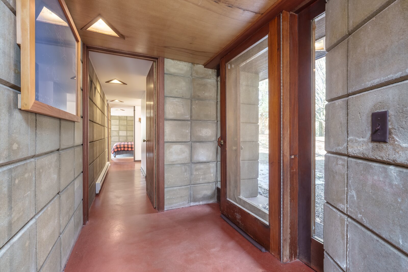 Photo 2 of 9 in Frank Lloyd Wright’s McCartney House Just Hit the