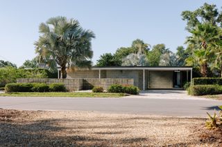 Icons Only: Who Better to Restore Two Hallmarks of Gene Leedy’s Legacy Than His Longtime Protégé?