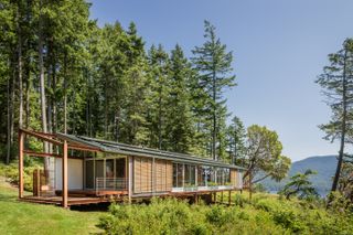 The Island Home of a Famed Pacific Northwest Architect Surfaces for $2.8M