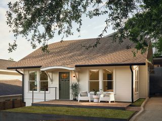 How They Pulled It Off: A Record-Breaking Passive House Behind a Refreshed Bungalow