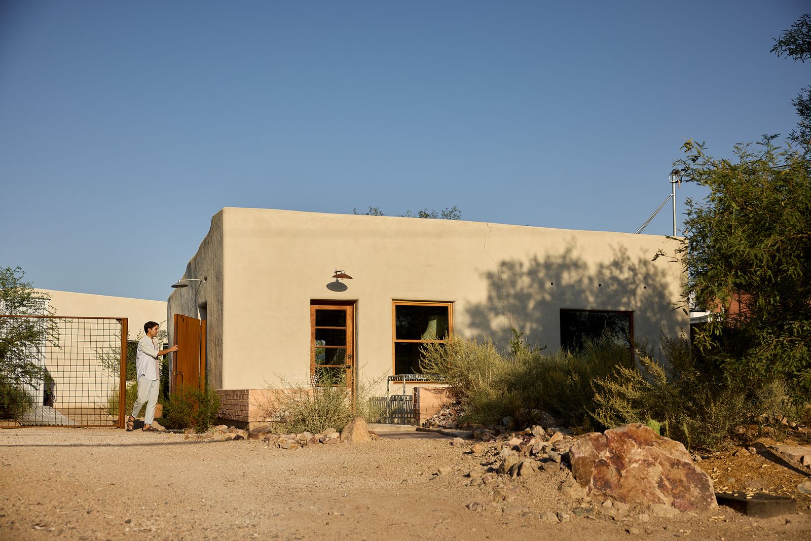 Construction Diary: How a DIY Tucson Couple Restored a 1930s Adobe