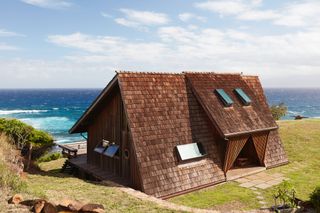 Windows Boated Over for This Hawaiian Cabin Were Brought to Shore on—What Else—Surfboards