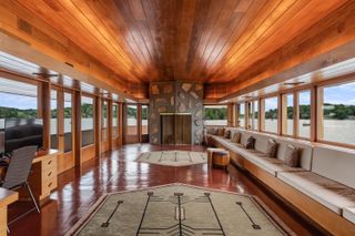 Is This a "Real" Frank Lloyd Wright House?