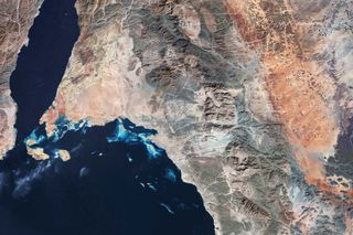 Saudi Arabia Halts Construction of The Line—and Everything Else You Need to Know About This Week