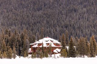 The Remote Mountain Lodge’s Greatest Allure Is Also Its Biggest Liability