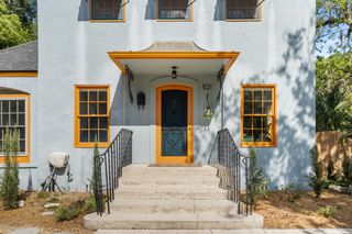 In Gainesville, a Renovated 1920s Home Goes for Bold—and $584K