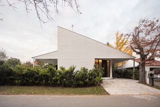 Boat Design Inspired an Avid Sailor’s Buenos Aires Home