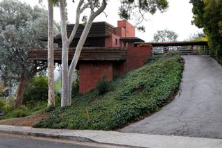 What in the Name of Preservation Is Happening With Frank Lloyd Wright’s Sturges House?