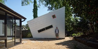 Dorman, while not an architect by training, had envisioned an office shed for his art projects, and began by researching prefab structures. When he realized that his needs wouldn't be met, he decided to come up with his own design, thinking "I want a cool space of my own."