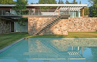 The Gagarin House I in Litchfield, Connecticut, is home to a family of six, and features ample space for private or public gathering—including over 3,000 square feet of exterior terraces. (1955-1957)