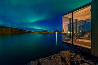 While you’re there, make sure to try out activities or sports that take advantage of the incredible natural surroundings. You’ll be able to rent a boat, kayak, snow shoes, a bicycle, or fishing and diving equipment. You can also even sign up for a group fishing trip or have a chance to see the winter lights.