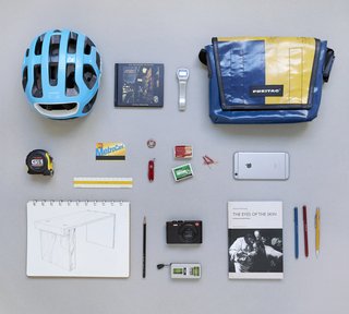 The Everyday Carry of an Architect:
Jon Handley of Pulltab - Photo 2 of 3 - Click into this photo to see each of Jon's<span> <a href="/discover/everydaycarry">#everydaycarry</a></span> items annotated, and feel free to add your own thoughts.