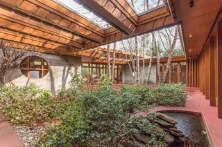 Since Wright was consistently focused on nature, he built an internal courtyard that creates a peaceful retreat in the middle of the structure. 
