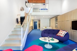 9 Small Spaces With Color - Photo 8 of 9 - Designer Vicki Simon used clean, modern lines and strong colors to renovate this vacation loft in a condo development near a ski resort in Lake Tahoe.