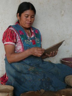 The collective represents more than 45 artisans in seven villages and strives to encourage sustainable practices that can help create a better way of life for the artisans. Since it’s sometimes hard to earn a living with pottery, the team behind the collective fears that at least a third of the villages still working with clay will abandon their craft over the next decade. However, they're constantly organizing workshops, courses, and exchanges to help potters develop their skills and knowledge so that they can find success in the marketplace.