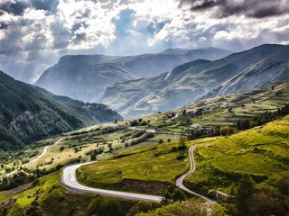 Top 10 Road Trips To Explore The World - Photo 8 of 10 -