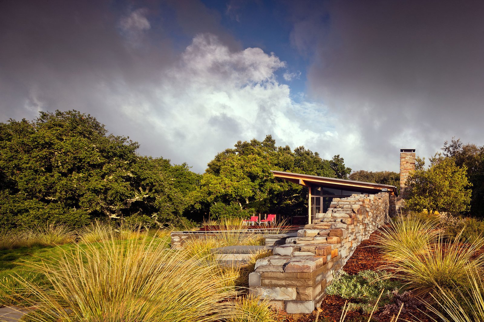 Knoll Ridge Photo 1 of 5 in Halls Ridge Knoll Guest House - Dwell