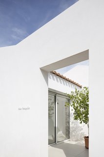 Villa Tranquille - Photo 2 of 5 - Photography Marie-Caroline Lucat