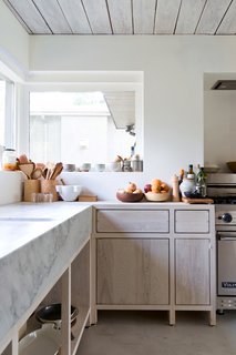 North Vancouver House Renovation - Photo 4 of 5 -