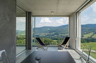 A Striking Modern House Built In A Pastoral Landscape - Photo 5 of 7 -