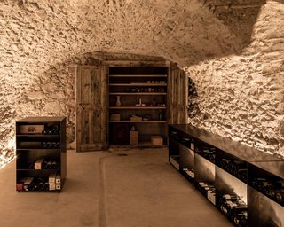 A Former Wine Press House Becomes a Modern Vineyard Home - Photo 11 of 14 -