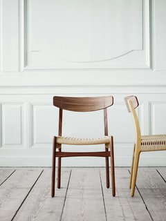 CH23 And CH22 Chairs By Hans J. Wegner - Photo 4 of 6 -
