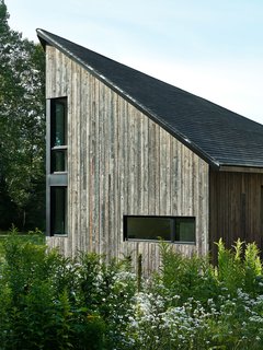 The Sisters, Where Rustic Interior Design Meets Minimalism - Photo 2 of 7 -